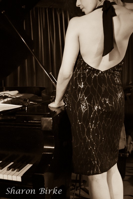 _S5A3820NYC-New-Jersey-Grand-Piano-Glamour-Portraits-Powerful-Goddess