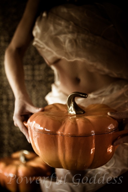 _S5A8914-EditNYC-NJ-Thanksgiving-Glamour-Portraits-Powerful-Goddess