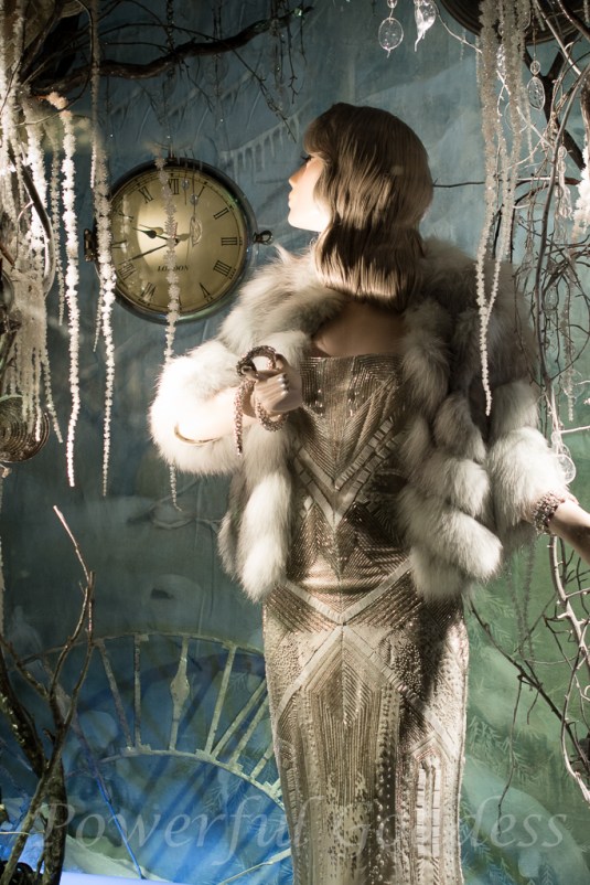 PC011028NYC-Bergdorf-Glamour-Boudoir-Portraits-Powerful-Goddess