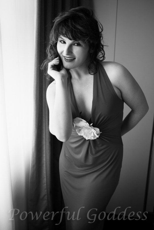 _S5A2831NYC-NJ-Marilyn-Monroe-Look-Glamour-Boudoir-Portraits-Powerful-Goddess