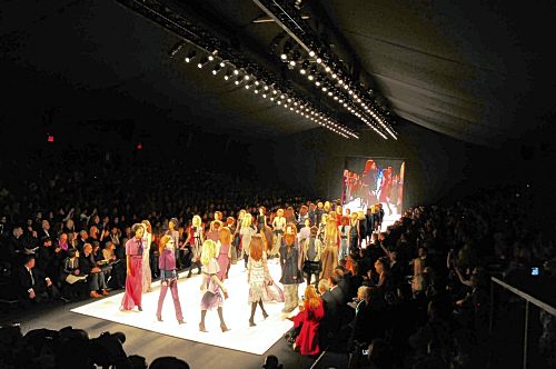 02-21-45_carolina-herrera-fall-2012-fashion-show_original