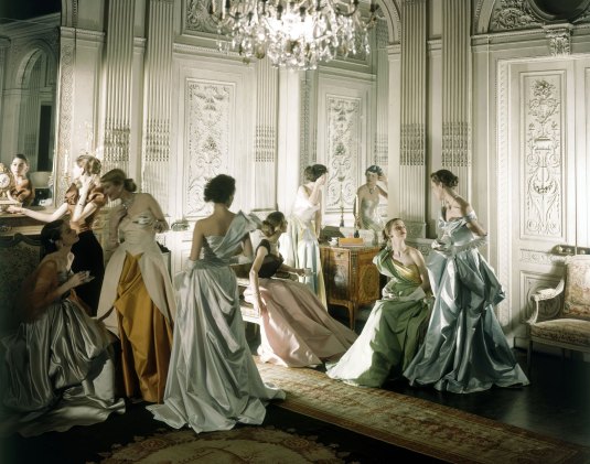 10-charles-james-gowns-by-cecil-beaton1948