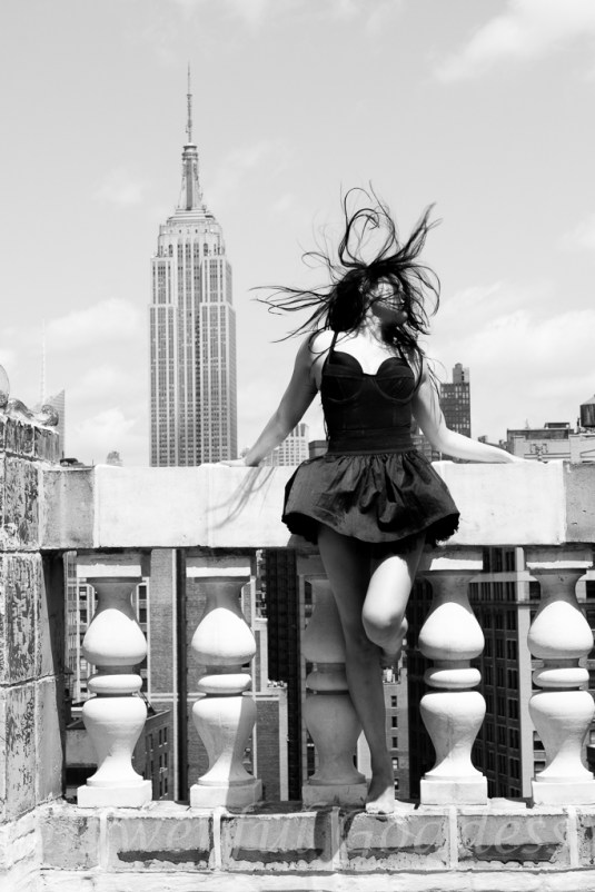 _S5A4255NYC-NJ-Empire-State-Powerful-Goddess-Portraits-Sharon-Birke