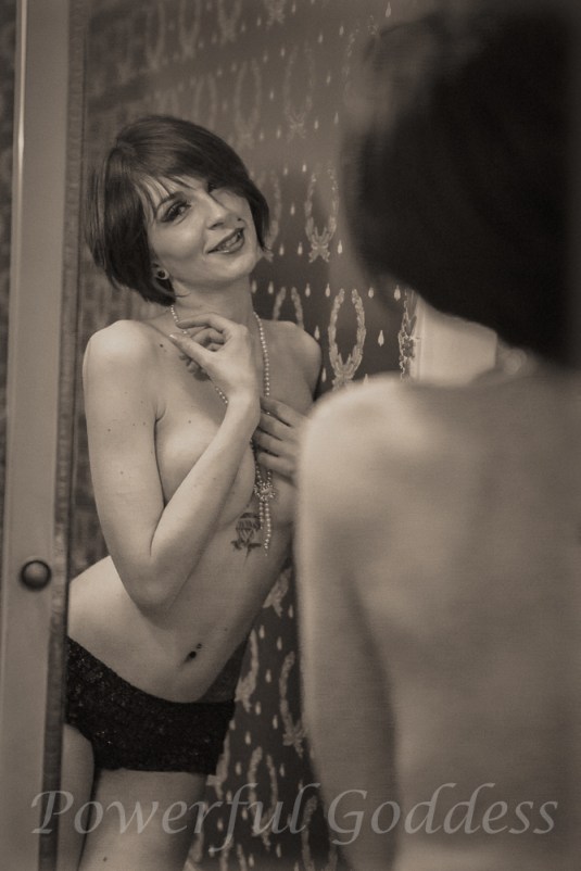 _S5A3369New-York-New-Jersey-Pearls-Glamour-Boudoir-Sharon-Birke-Portraits