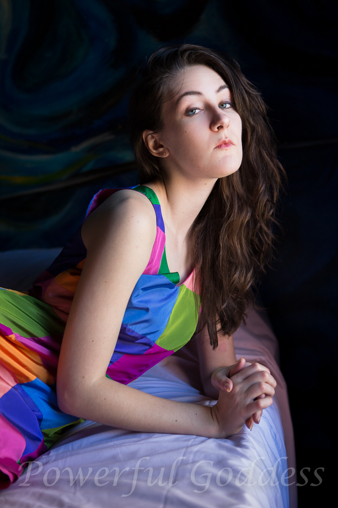 _S5A5995-New-York-New-Jersey-Van-Gogh-Glamour-Boudoir-Powerful-Goddess-Portraits-Sharon-Birke