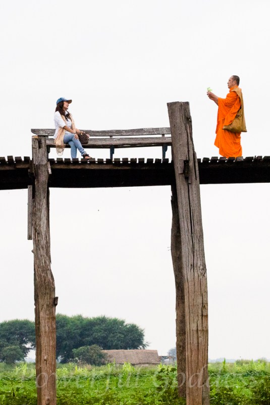 P1171396-Myanmar-Burma-U-Bein-Bridge-Mandalay-Powerful-Goddess-Portraits-Sharon-Birke