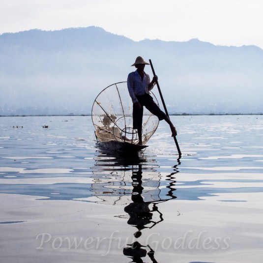 P1201708-Myanmar-Burma-Inle-Lake-Fisherman-Powerful-Goddess-Portraits-Sharon-Birke