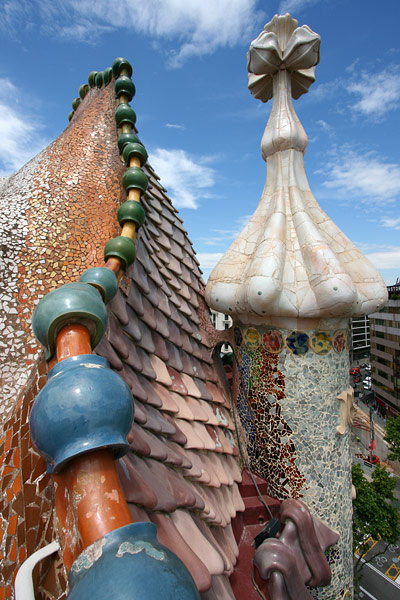 casa-batllo-roof