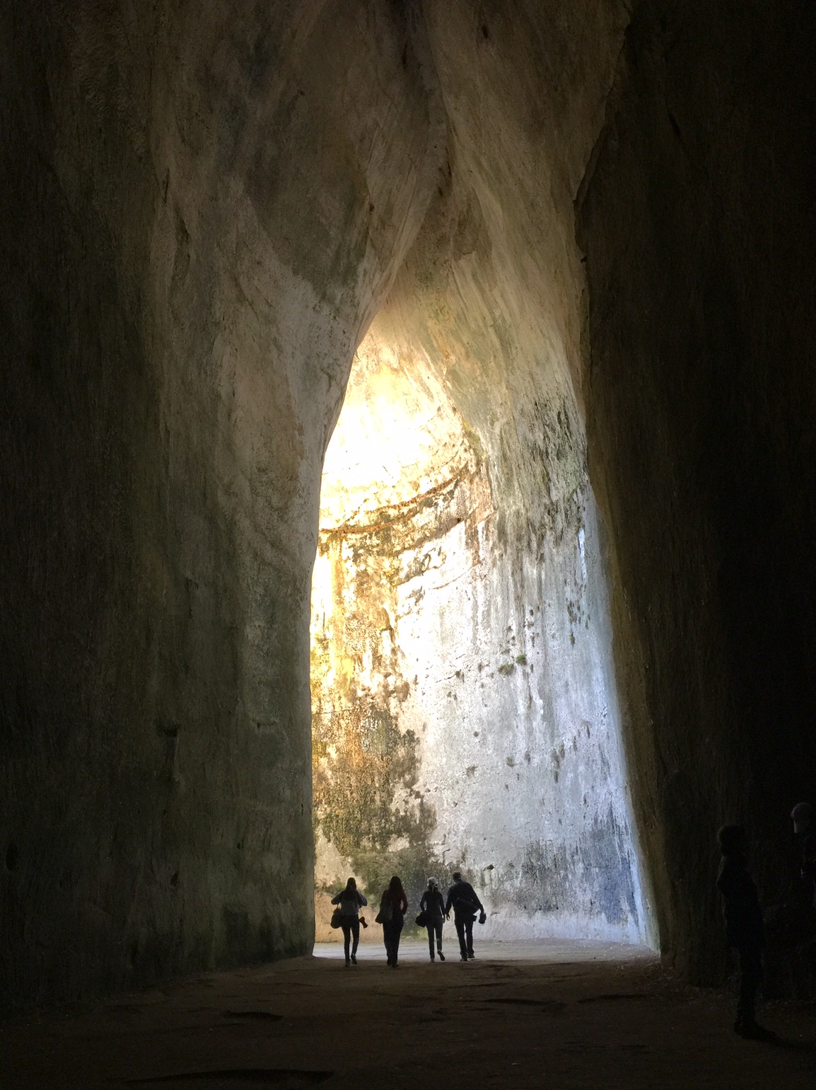 Italy-Sicily-cave-Powerful-Goddess-Portraits
