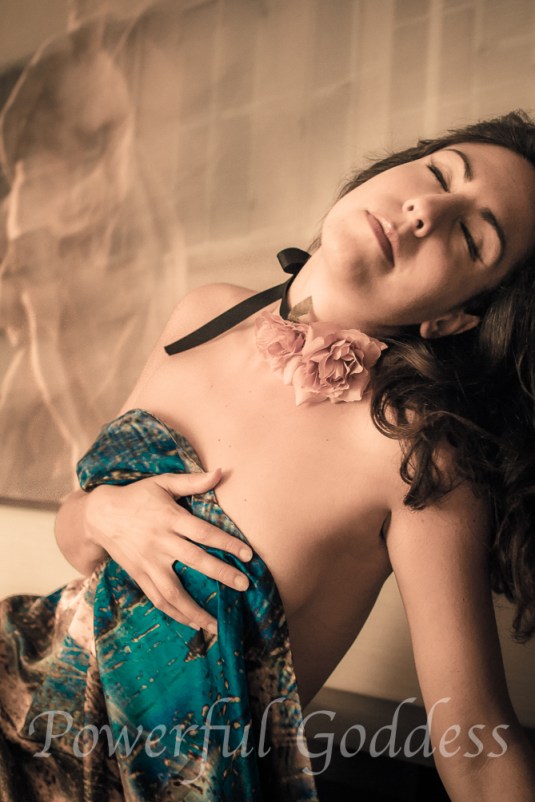 NYC-NJ-Sculpture-Powerful-Goddess-Glamour-Boudoir-Portraits-Sharon-Birke-6280016-2