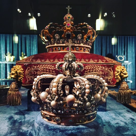 germany-royal-crown-sharon-birke